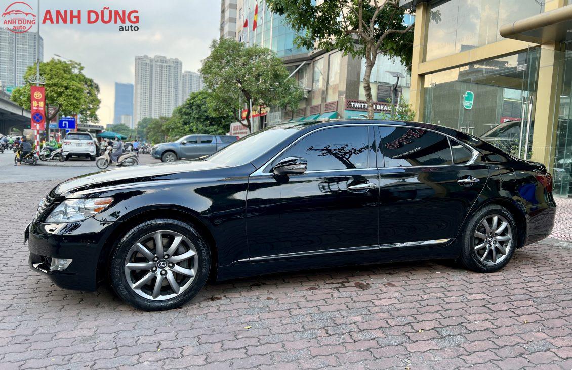 Chiếc xe Chủ tịch Lexus LS 460 này từng là ao ước của người Việt nhưng  nay chỉ còn 700 triệu đồng rẻ hơn cả Altis bản tiêu chuẩn
